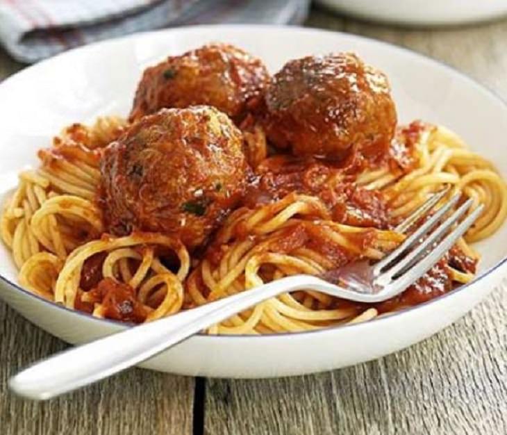 מתכון לספגטי עם כדורי טונה איטלקיים
